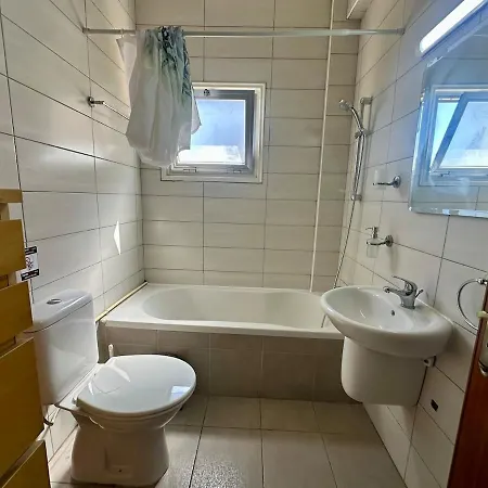 Апартаменты 2 Bedroom Flat By The Sea Ларнака