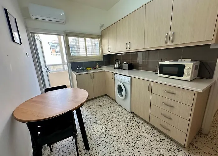 Апартаменты 2 Bedroom Flat By The Sea *